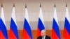 Керуючий директор Корпорації розвитку Далекого Сходу і Арктики (ERDC) загинув через кілька днів після участі у Східному економічному форумі у Владивостоці. На фото президент Росії Володимир Путін на форумі 6 вересня 2022 р. (Фото агентства новин ТАСС Host Pool Photo через AP)