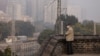 北京及中国北方雾霾严重，多地启动重污染天气预警