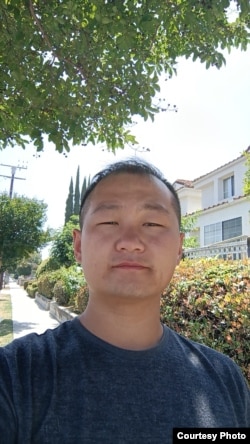 钟磊