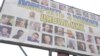 Українські цивільні в полоні Росії — що роблять, щоб їх повернути? Відео