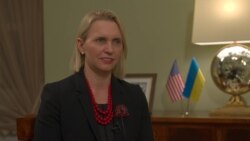 США відстежують використання допомоги в Україні "як яструб" – посолка Бріджит Брінк. Відео
