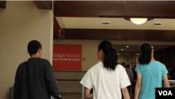 张旬（化名）一家离开德州转往下一站寻求美国新生活