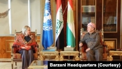 وێنەی کۆبوونەوەی مەسعود بارزانی، سەرۆکی پارتی، لەگەڵ جنین پلاسخارت، نوێنەری تایبەتی سكرتێری گشتی ڕێكخراوی نەتەوە یەكگرتووەكان لە عێراق.