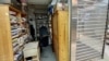 香港多间独立书店疑被当局针性巡查 有店主“死场”中觅出路