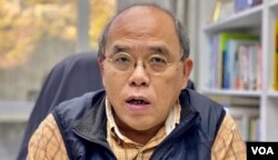 香港民意研究所副行政总裁钟剑华 (美国之音/汤惠芸)