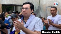 ARCHIVO. El dirigente opositor Yubrank Suazo en junio de 2019, tras ser excarcelado por primera vez. Foto: VOA, Houston Castillo