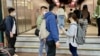 香港内地生中国国家宪法日举白纸 争取结束清零政策等4项诉求