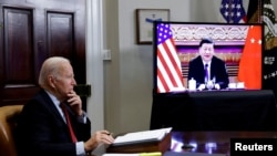 拜登总统与习近平2021年11月15日举行视频会谈。