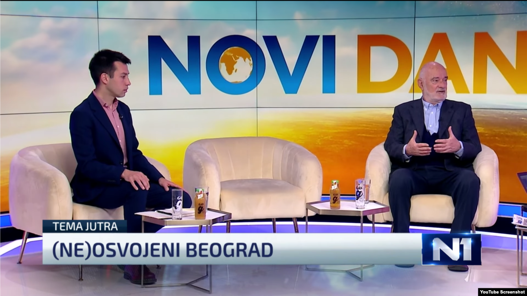 Kandidati za gradonačelnike Beograda koalicija "Moramo" i "Ujedinjeni za pobedu" Dobrica Veselinović i Vladeta Janković u studio TV N1, 5. aprila 2022. (Foto: Jutjub kanal N1, skrišot)