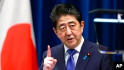 资料照片：日本前首相安倍晋三。(2017年9月25日)