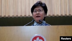 香港特首林鄭月娥當地時間11月19日就警方對香港理工大學校園包圍行動舉行記者會。