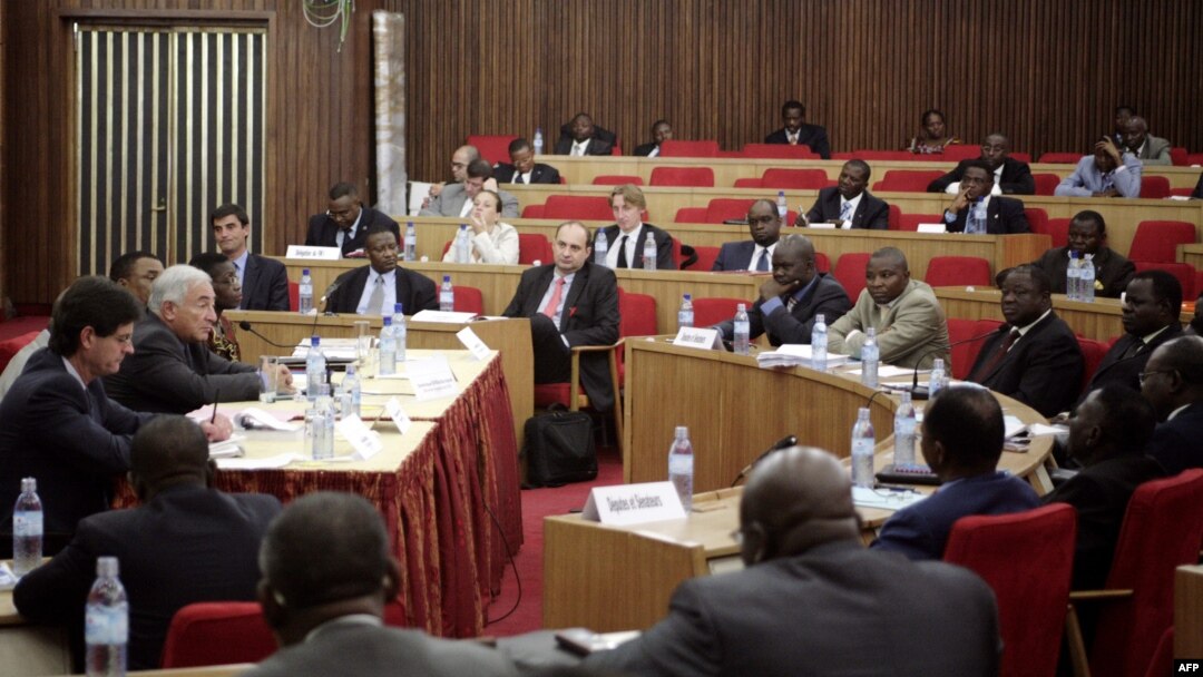 Sénat ya RDC eyambi mokambi ya FMI (Fonds monétaire international) na Kisnhasa, 25 mai 2009.