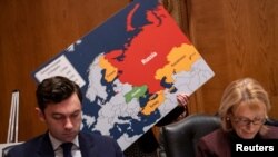 Слухання в Сенаті щодо використання американських мікрочипів в російській зброї