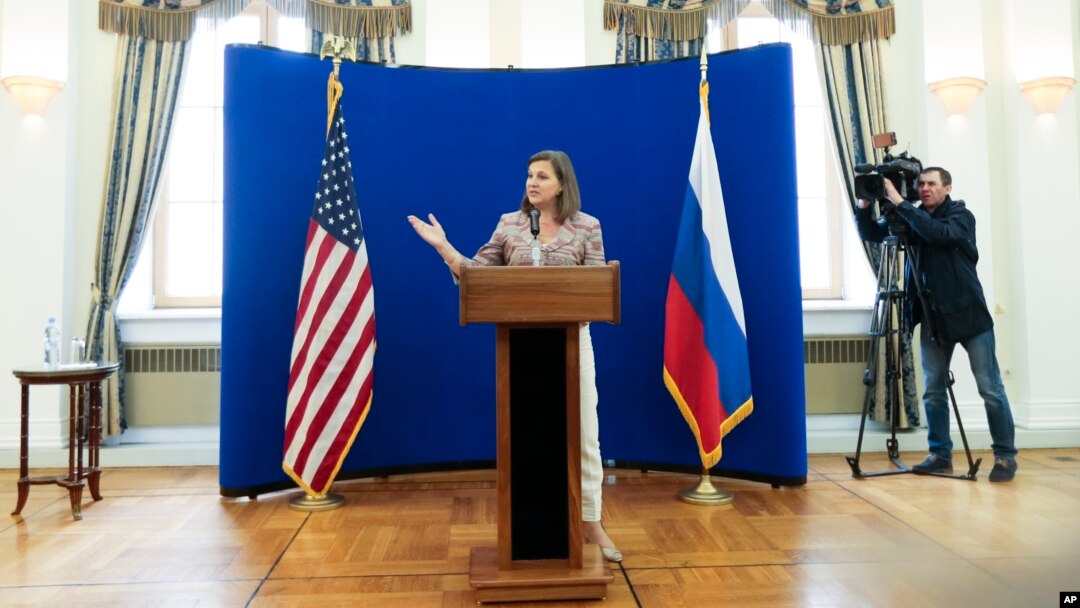 US Assistant Secretary of State Victoria Nuland addresses a press conference at the residence of the US ambassador to Russia in Moscow, May 18, 2015.