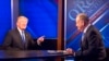 Ông Donald Trump trong một cuộc phỏng vấn với người dẫn chương trình Bill O'Reilly, đài Fox, khi còn là ứng viên tổng thống của đảng Cộng hòa, 6/11/2015. 