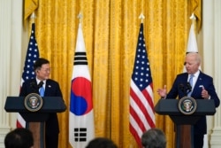 조 바이든 미국 대통령과 문재인 한국 대통령이 지난달 21일 워싱턴 백악관에서 회담 뒤 공동기자회견을 했다.