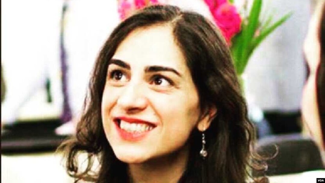ارس امیری، دانشجو و کارمند سابق شورای فرهنگی بریتانیا 