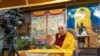 ༧གོང་ས་མཆོག་གིས་དད་ལྡན་ཆོས་ཞུ་བ་ཚོར་དྲྭ་ལམ་དུ་གསུང་ཆོས་སྩལ་པ། 