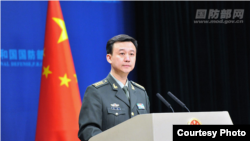 中国国防部发言人吴谦2018年1月25日主持例行记者会（中国国防部网站）