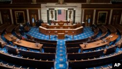 傳統上美國總統對參眾兩院議員發表國情咨文的國會眾議院大廳