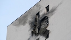 3月11日，俄羅斯莫斯科南部薩普羅諾沃一處住宅區內的住宅大樓在無人機襲擊後受損。
