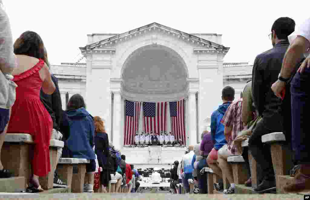 President Donald Trump speaks at the Memorial Amphitheater in Arlington National Cemetery on Memorial Day, May 28, 2018 in Arlington, Virginia.