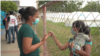 Enfermera venezolana ayuda a desplazados en Arauquita