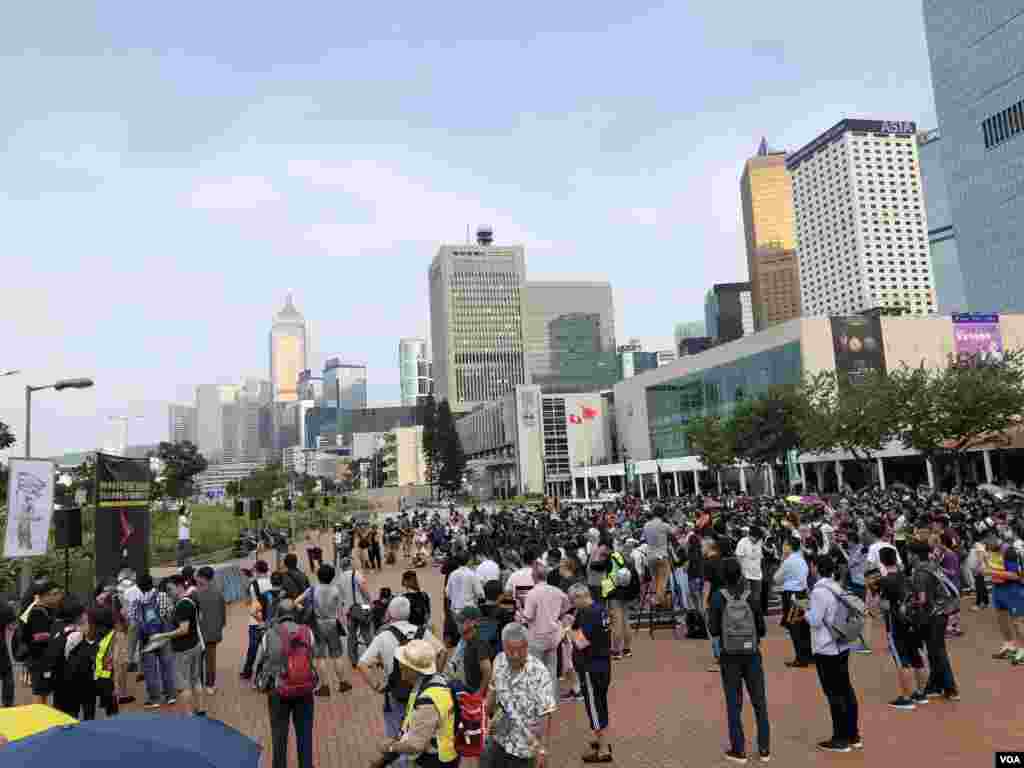 香港民众在港岛中区抗议国泰航空屈服北京压力打压员工 (2019年8月28日)