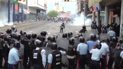 Arte por Venezuela pone en "Jaque a Maduro"