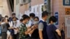 港媒：因疫情香港立法会选举可能推迟一年举行