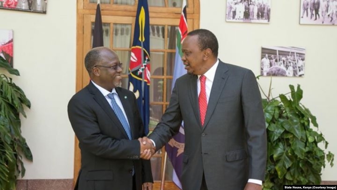 Rais Magufuli na Rais Kenyatta