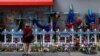 Импровизированный памятник жертвам трагедии в Новом Орлеане, Луизиана. Январь 2025 г. 