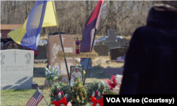 Михайло похований на українському кладовищі в Чикаго.