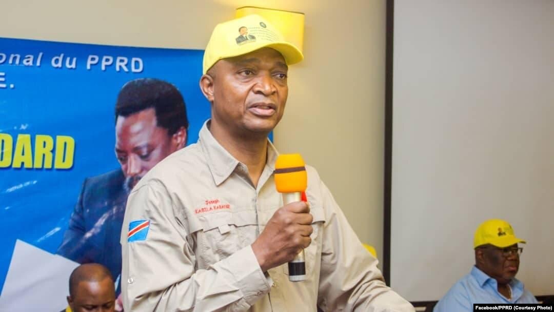 Emmanuel Ramazani Shadary, secrétaire permanent ya PPRD azali kopesa lisikulu na bokutani ya Lubumbashi, Haut-Katanga, 24 octobre 2019. (Facebook/PPRD)
