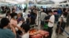 国安法恶化政治环境，11万港人一年来远走他乡