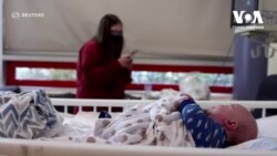 Як малюки переносять коронавірус і як працюють американські школи в умовах пандемії. Відео
