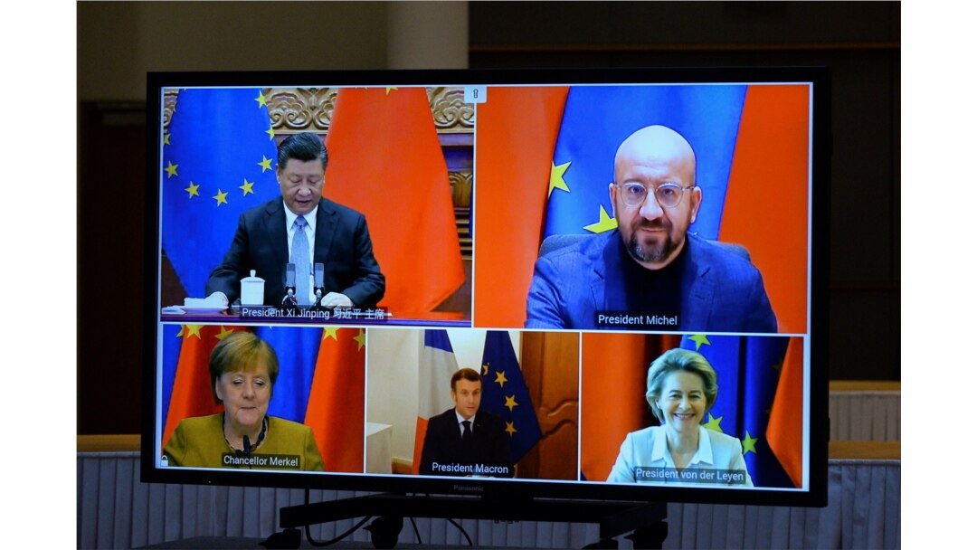 Avrupa Komisyonu Başkanı Ursula von der Leyen, Avrupa Birliği Konseyi Başkanı Charles Michel, Almanya Başbakanı Angela Merkel, Fransa Cumhurbaşkanı Emmanuel Macron ve Çin Devlet Başkanı Xi Jinping video konferans görüşmesi yapıyor, 30 Aralık 2020.